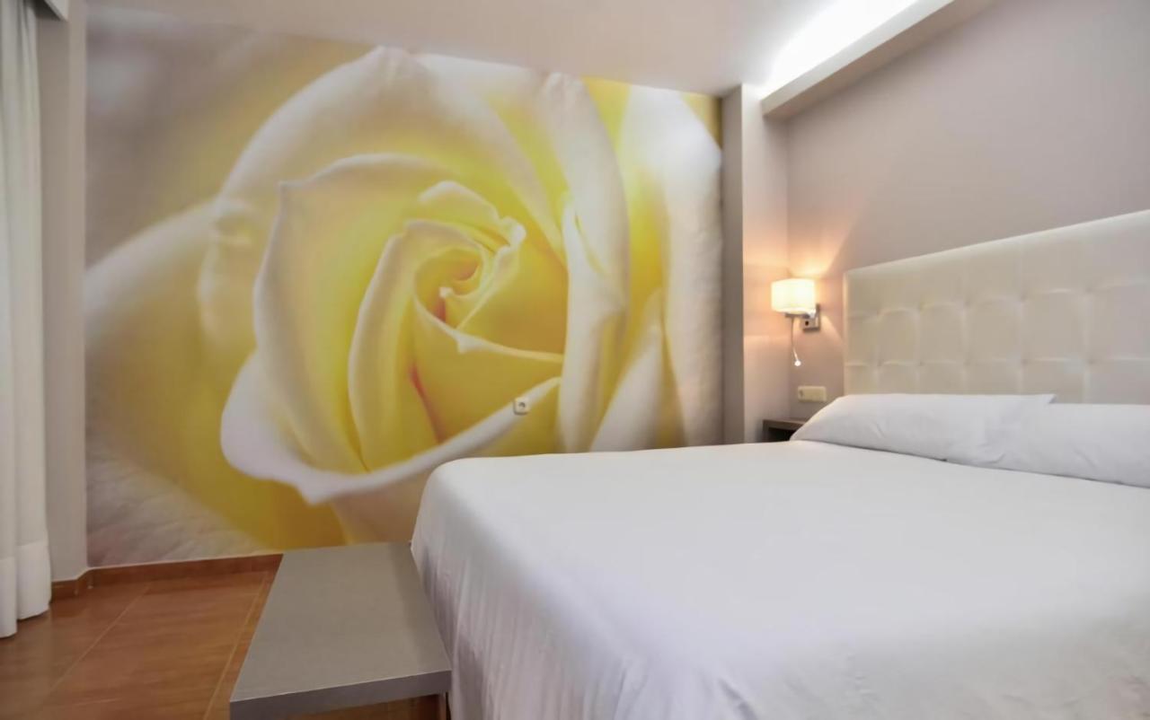 Hotel Jucamar Cangas do Morrazo Eksteriør billede